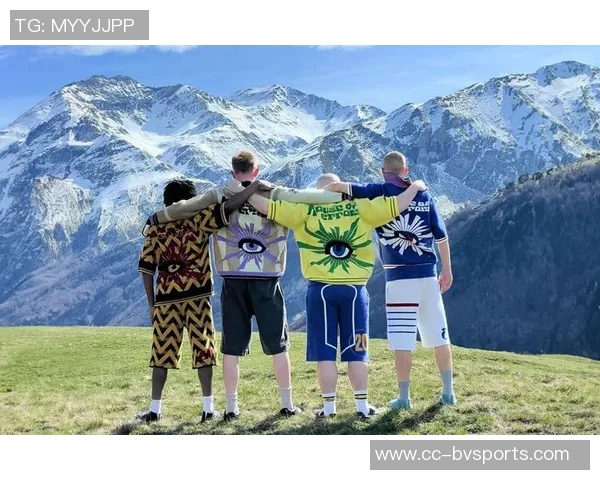 里德分享球衣设计理念全黑风格与经典树木款深受喜爱 里德分享球衣设计理念全黑风格与经典树木款深受喜爱