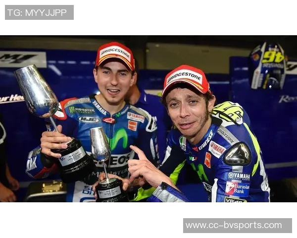 斯波分享球队和谐氛围:欣赏彼此的同时享受竞争带来的乐趣 斯波分享球队和谐氛围:欣赏彼此的同时享受竞争带来的乐趣