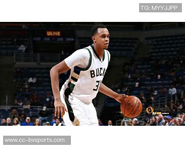 雄鹿签约2022年10号秀约翰尼戴维斯将加盟G联盟球队锻炼提升 雄鹿签约2022年10号秀约翰尼戴维斯将加盟G联盟球队锻炼提升