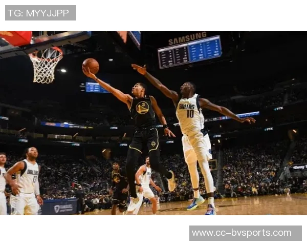 克莱首次替补出战独行侠生涯79场比赛前经历勇士替补生涯转折